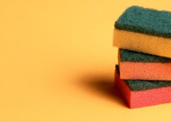 15 Habits Infectious Disease Experts Swear By to Avoid Getting Sick