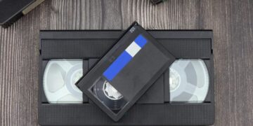 The war between competing AI models could end up more like Apple vs. Android than VHS vs. Betamax