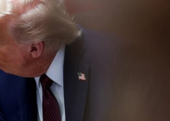 Trump hit with ‘hard truths’ about Iran war by Vance and top general: report