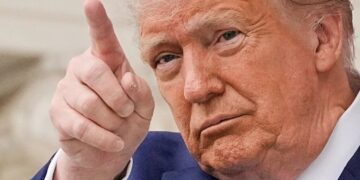 This deranged con job proves what  sneering Republicans think of Americans