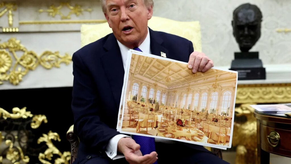 Onlookers dumbfounded at celebrity Trump touts as fan of White House makeover
