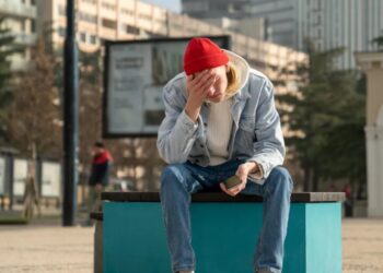 Gen Z workers are sneaking out of the office to nap and cry—anywhere secluded away from the desk will do, including Zara’s fitting room