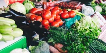 Is Farmers’ Market Produce Safer During the Cyclospora Outbreak?