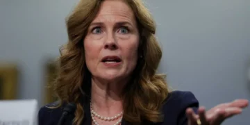 Trump spreads false claims about Justice Amy Coney Barrett
