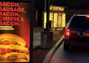 Fast-food execs keep pushing for more AI systems, but fail to see the big picture: Customers still want humans