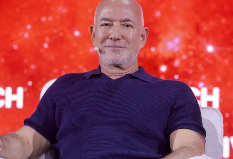 Jeff Bezos could add to the swelling ranks of American billionaires in English soccer