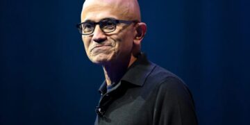 Microsoft’s stock has biggest one-day gain since 2008, adding $480 billion in market value as cloud business booms