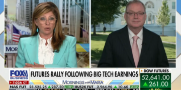 Trump aide busted on Fox as big economic bet blows up in his face