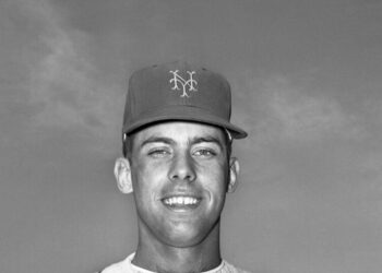 Ron Hunt, a Record-Holder for Being Hit by Pitches, Dies at 85