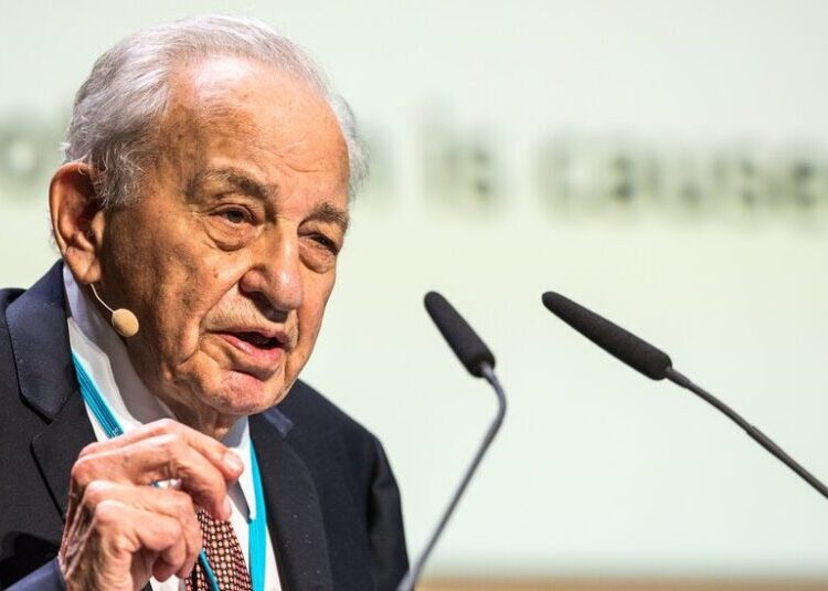 Rudolph Marcus, Who Illuminated Electrochemical Processes, Dies at 102