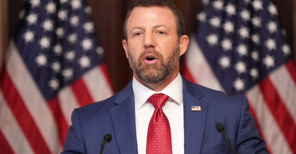 Mullin Promises to Maintain Surge in Immigration Arrests Even After Shootings
