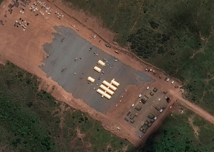 7 Americans Are Kept at a Kenya Ebola Site as Trump Travel Ban Issued