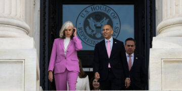 AIPAC Closes Donor Portal to Democrats Who Voted to End Aid to Israel