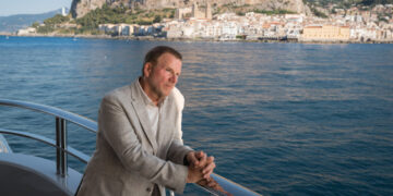 As Trump Scraps With Meloni, His Envoy to Italy Is at Sea