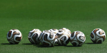 France vs. England: Who’s No. 3?