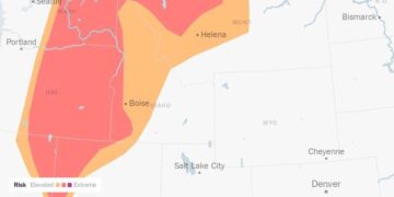 Hot, Dry, Breezy Weather Raises Wildfire Fears Across the Northwest This Weekend