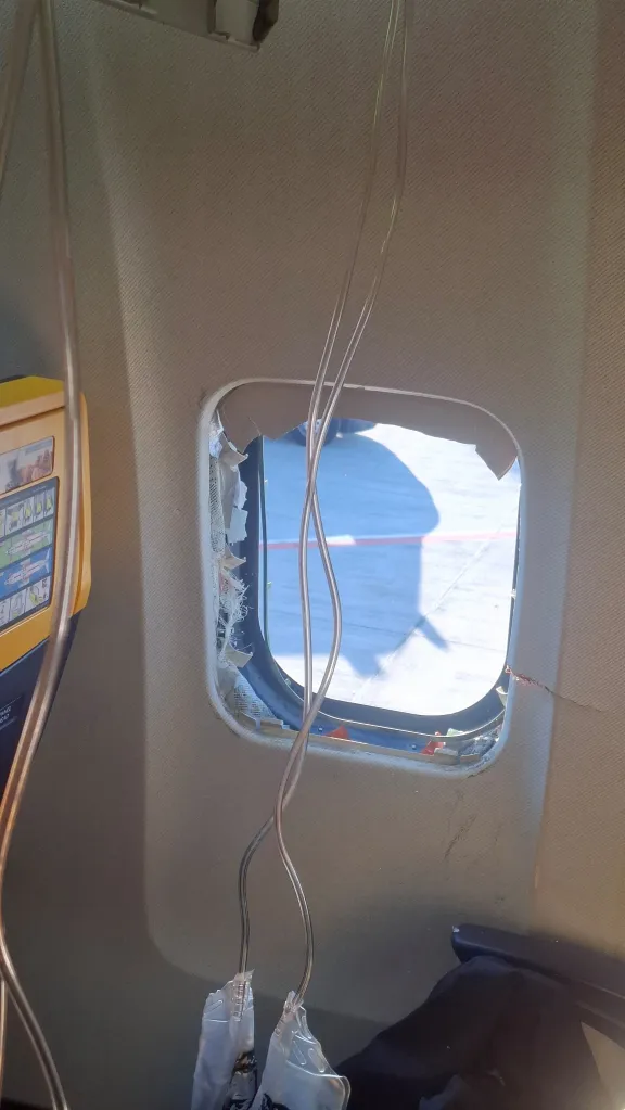 A piece of engine broke off the Boeing 737 NG and smashed the window shortly after takeoff from Thessaloniki in Greece on July 10.