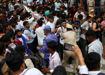 Indian Protesters to March on Parliament Over Exam Scandal
