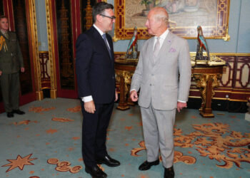 Burnham’s Day 1 as Prime Minister: A Homeless Shelter, a Palace and Downing Street