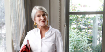 Bobbi Queen, Fashion Arbiter Who Nurtured Stars, Dies at 84