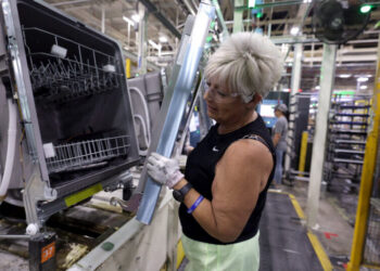 The U.S. Is Pulling Back on Energy Efficiency Just as Prices Are Rising