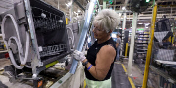 The U.S. Is Pulling Back on Energy Efficiency Just as Prices Are Rising