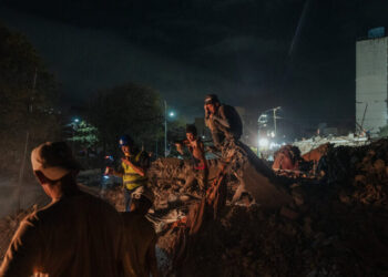 Two Young Brothers and Their Search for Venezuela’s Dead