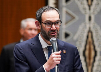 Election Denier Wins G.O.P. Nomination to Be Arizona’s Top Election Official