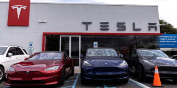 Tesla Profit Falls Even as Car Sales Rebound