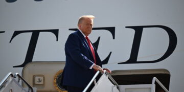 Trump Holds Off on Major Escalation Against Iran as Advisers Raise Concerns