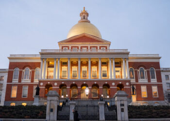 Massachusetts House Passes Bill That Would Loosen Late-Term Abortion Rules