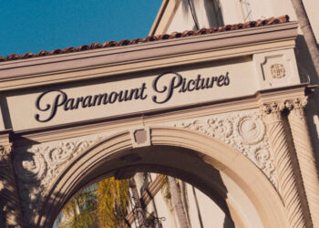 Judge Extends Pause for Paramount-Warner Bros. Deal