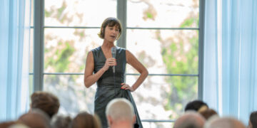 Tate’s New Director Knows Its Glory Days. Can She Bring Them Back?