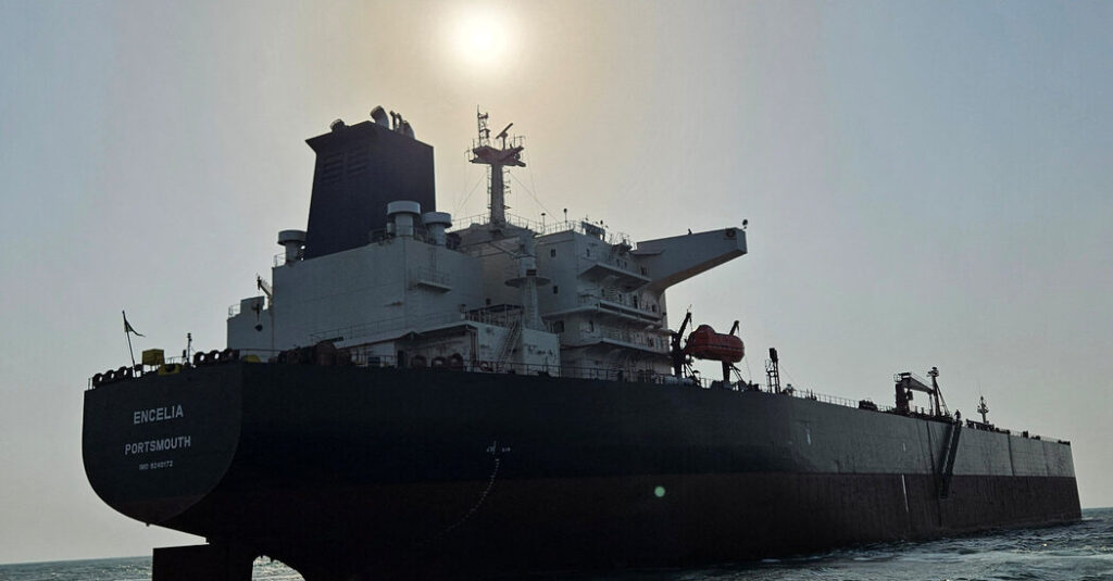 Strikes Against Saudi Tankers in the Red Sea Send Oil Past $100 a Barrel