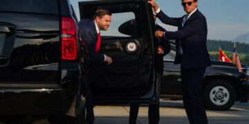 Member of Vance’s Secret Service Detail Under Investigation