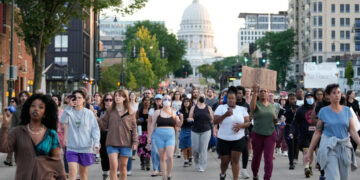 Man Fatally Shot by Police in Wisconsin’s Capital, Stirring Protests