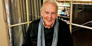 Paul Andrews, Founder of the Woodstock of U.F.O.s, Dies at 77