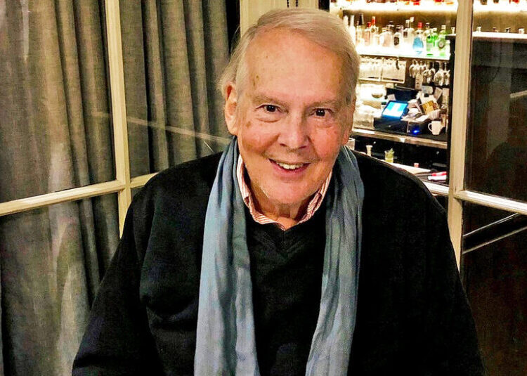 Paul Andrews, Founder of the Woodstock of U.F.O.s, Dies at 77