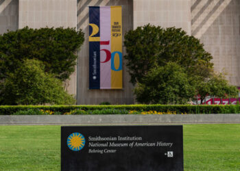 Trump Orders Warnings Placed at ‘Inaccurate’ Smithsonian History Museum