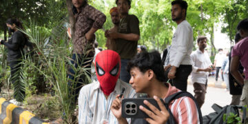 Phones in Hand, India’s Young Protesters Blast Through Modi’s Media Control
