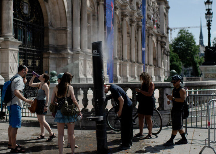A Tempting Remedy for Heat-Stricken France: Be More Like Spain