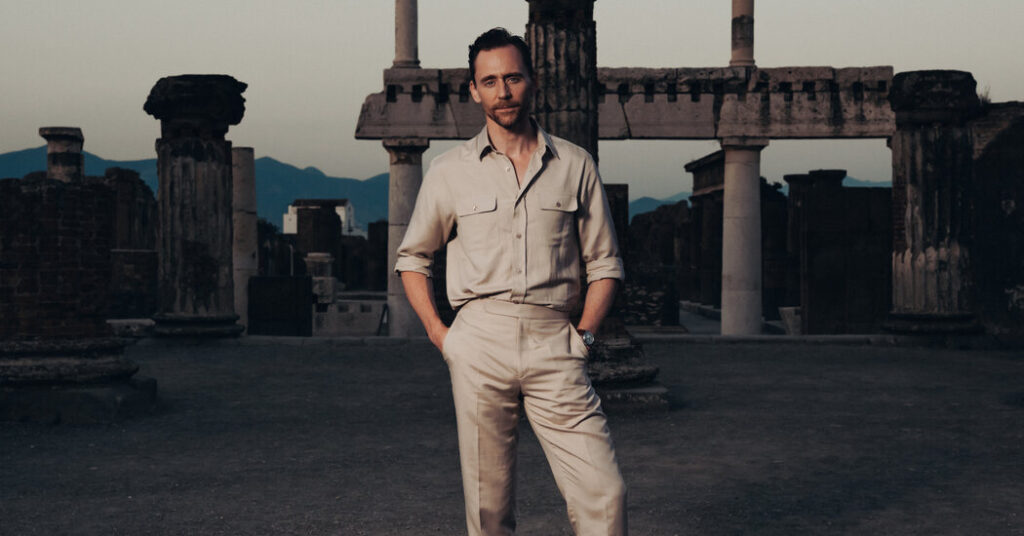 In Pompeii, Tom Hiddleston, ‘Amateur Classicist,’ Sees Lessons for Today