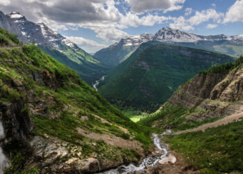 Man Dies After Being Struck by a Falling Rock at Glacier National Park