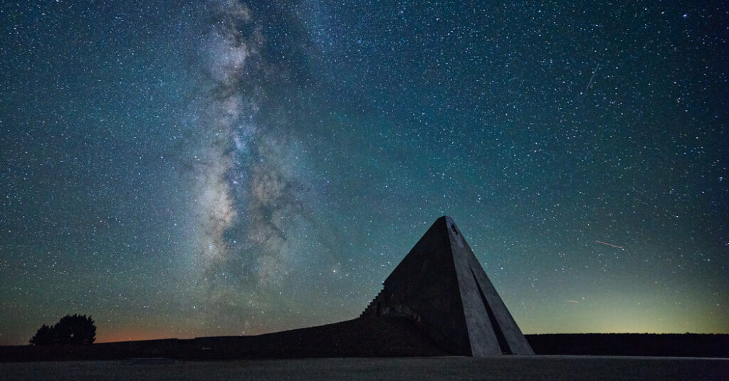 He’s the Last Great Land Artist You’ve Never Heard Of