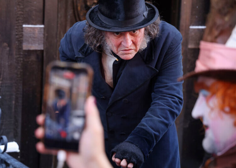 Johnny Depp Steps Onto the Comeback Campaign Trail