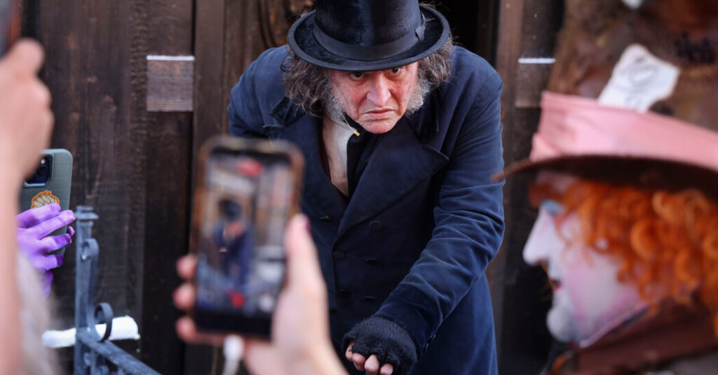 Johnny Depp Steps Onto the Comeback Campaign Trail