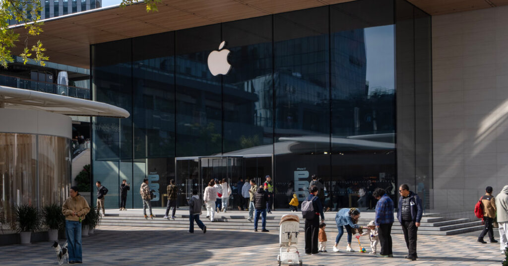 Apple Introduces Leasing Program for iPhones and Other Devices