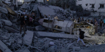 Israel Strikes Mosque in Gaza City