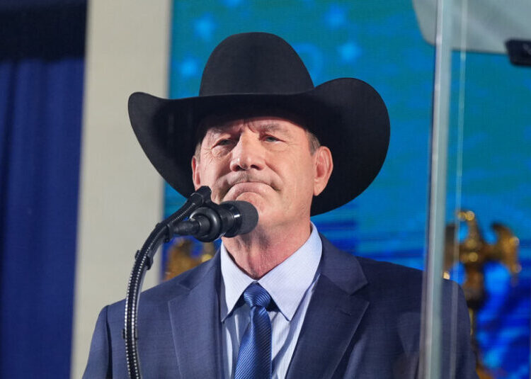 South Dakota Governor Seeking Full Term Clinches G.O.P. Nomination