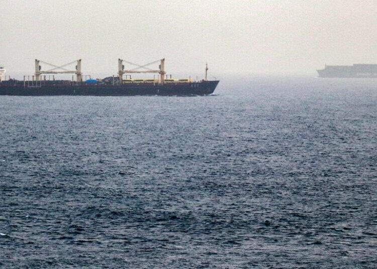 Shipping Risks Rise Across Crucial Middle East Oil Routes